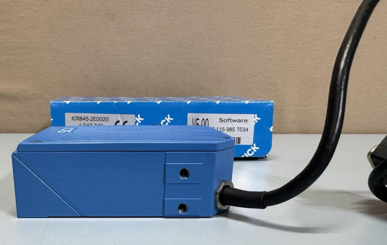 SICK ICR845-2E0020 Industrial Barcode Scanner Vision Sensor Ethernet Open Box