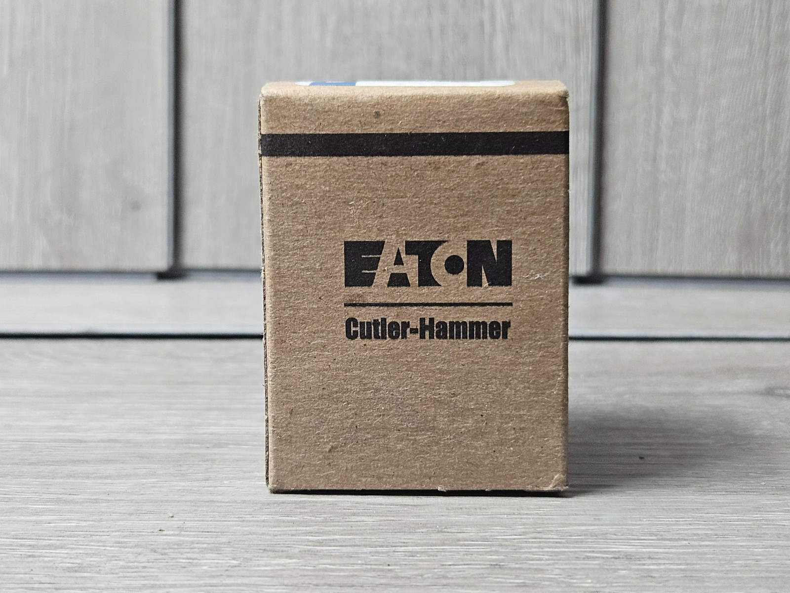 Eaton 10520TA11 - Padlock Attachment for Knob type Selector switch