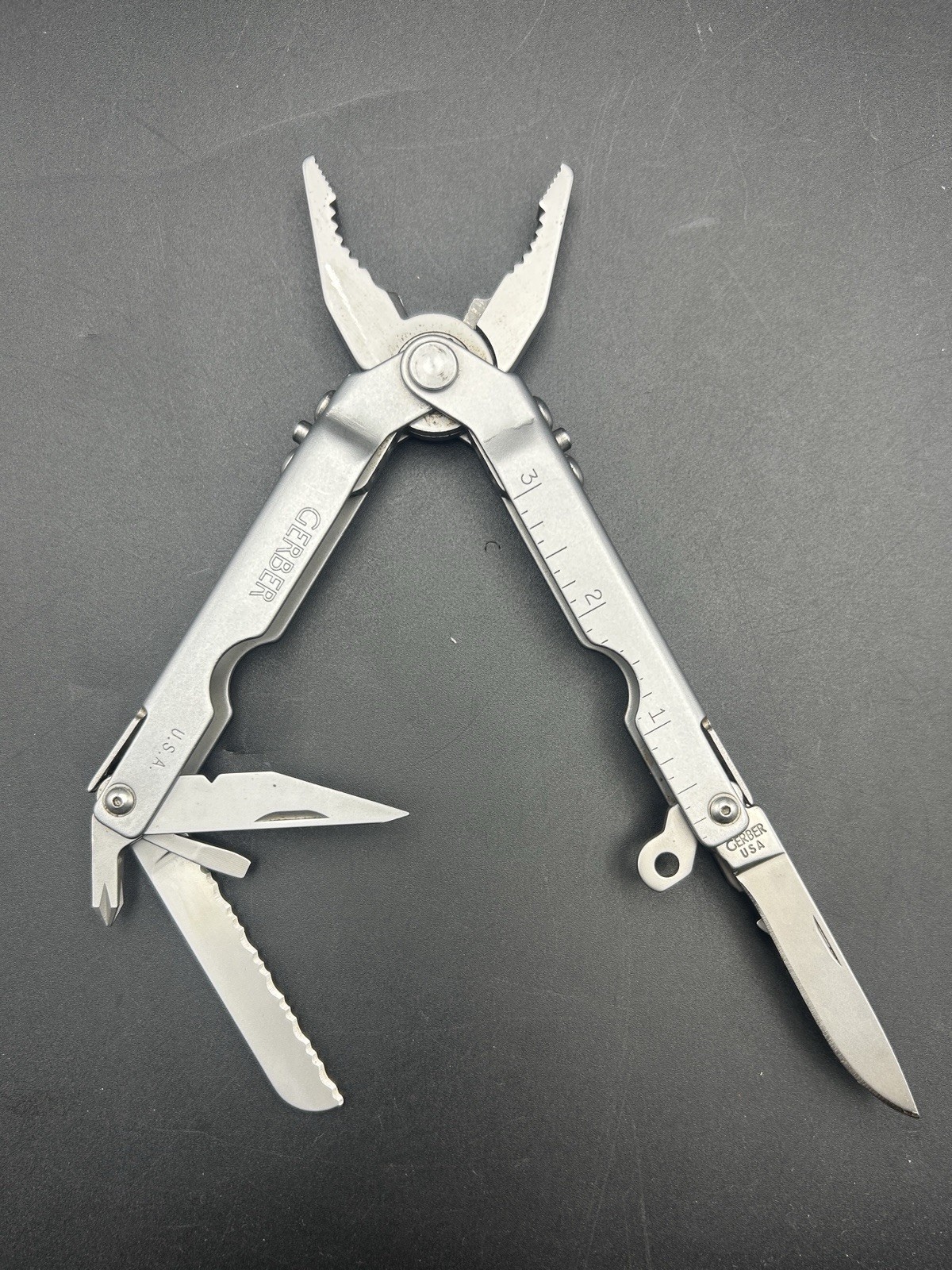 Gerber Multi Plier Multi Tool Early Mr. Pinchy Model Excellent Condition MP600