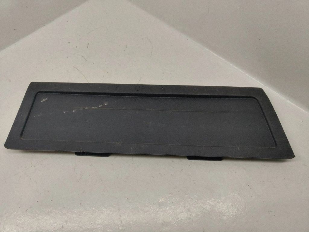 Volkswagen Passat B6 2010 Cover Tool Box 3C9867464B ISA6822