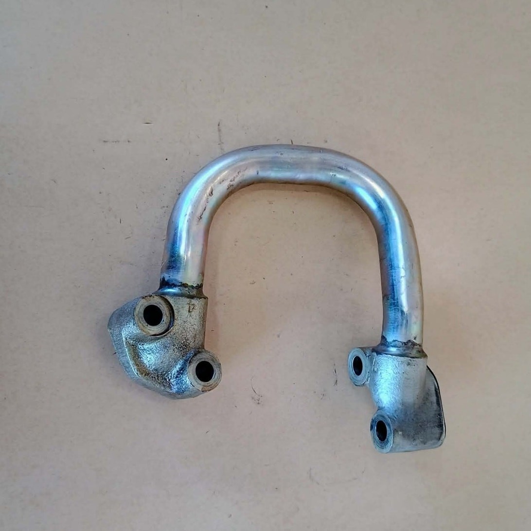 White 2-65, Isuzu 4-235 Oil pump discharge pipe 33-0037680 Used (S0026)