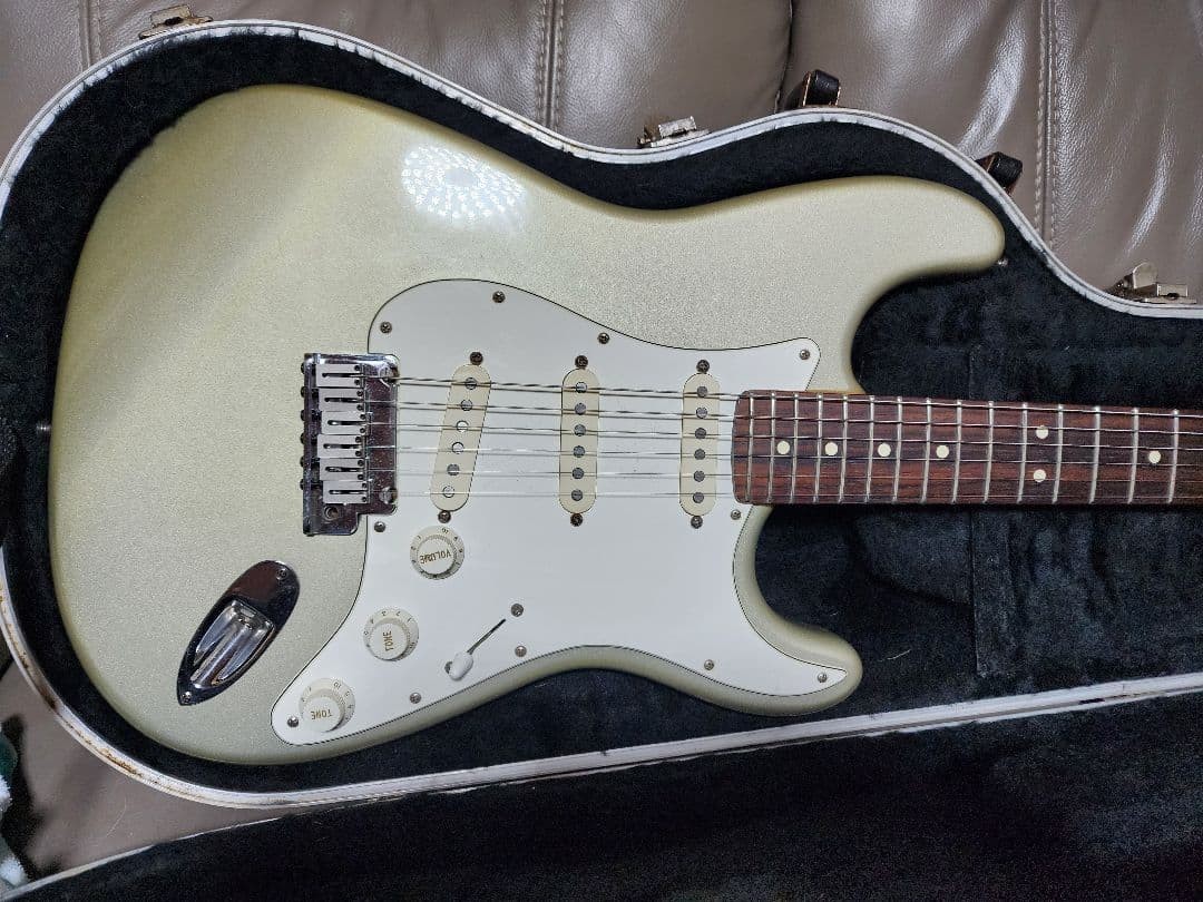 Fender Stratocaster Usa Hard Case Included