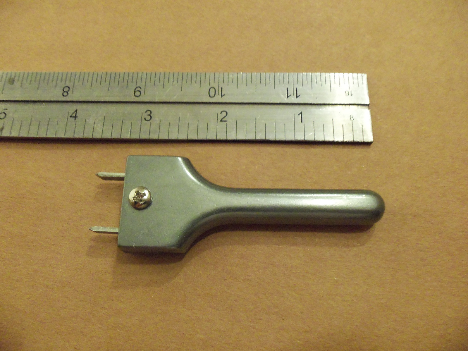 Adjustable 2 Prong Spot Setting Tool