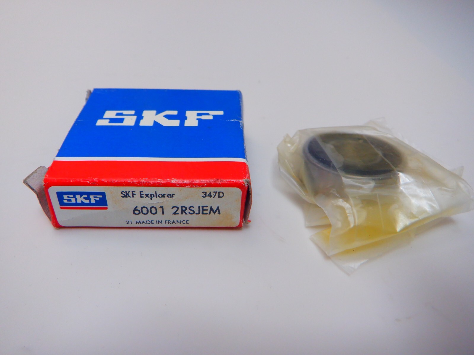 SKF 6001 2RSJEM Bearing new