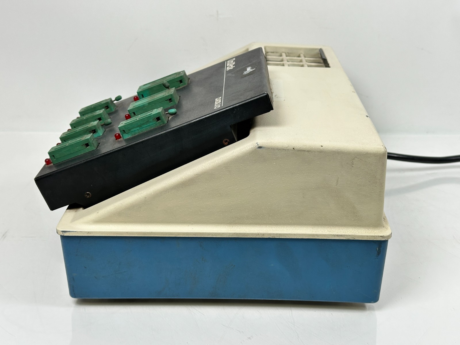 Data I/O 990-1903 System 19 Unipak