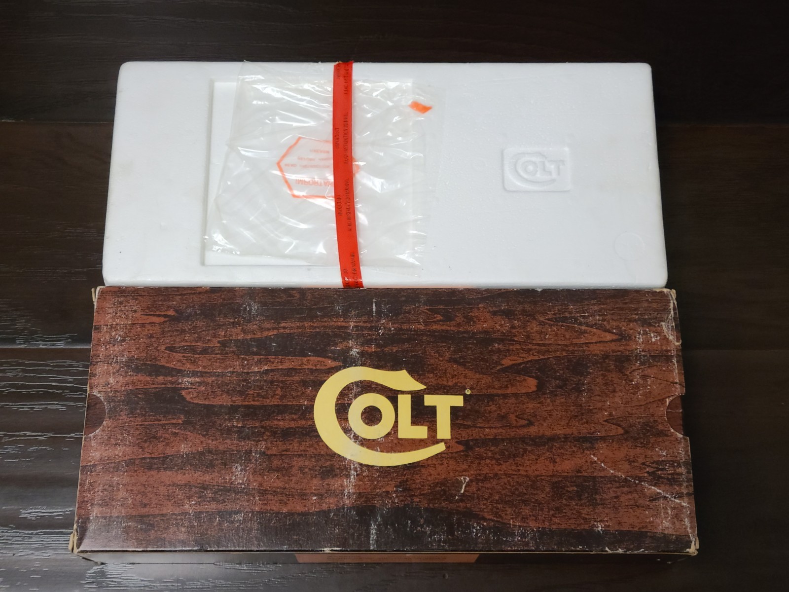 Original Colt Python Woodgrain Cardboard Box & Styrofoam for 6" Revolvers