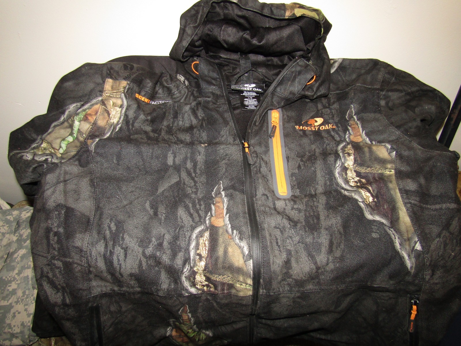 Mossy Oak Scent-Factor Full Zip Hooded Lined Dark Camo Jacket Coat Men's Large