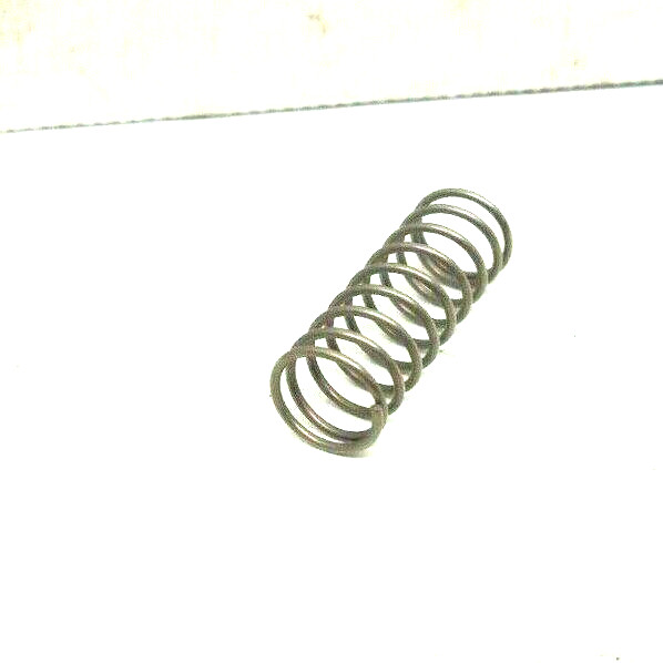 NOS SPRING FOR JOHN DEERE HORN KNOB L75544