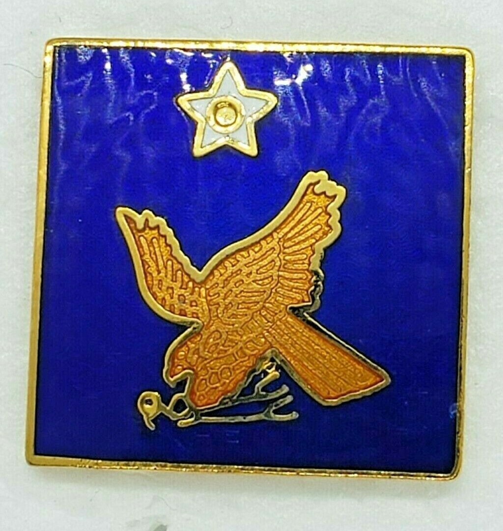 WWII 2ND ARMY AIR FORCE PIN - CURRENT PRODUCTION - GREAT FOR CAPS/JACKETS!