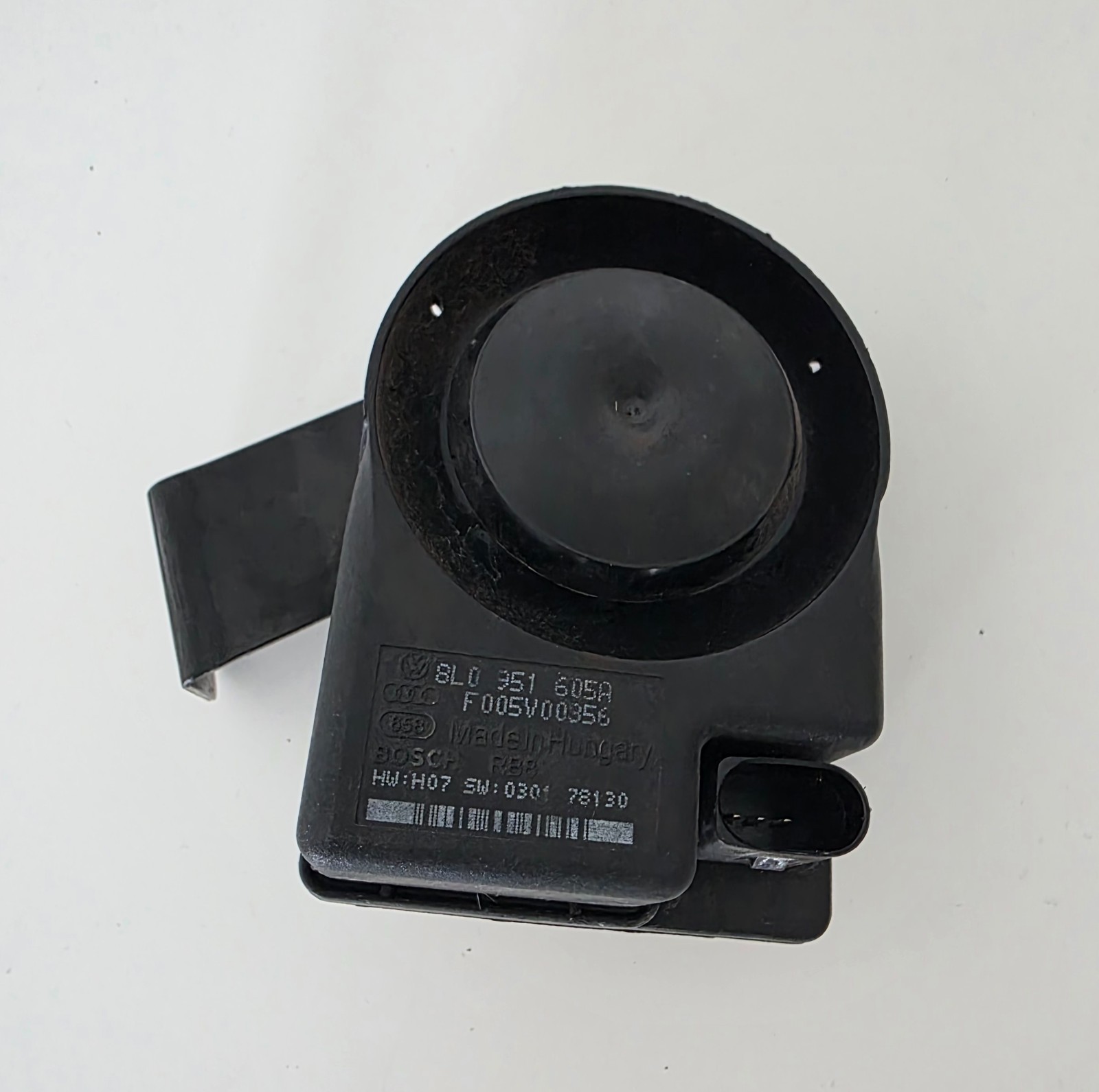 Alarm Horn Alarm Controller for A8 S8 /A6 /Avant A8 /S8 Quattro TT, 8L0 951 605 A