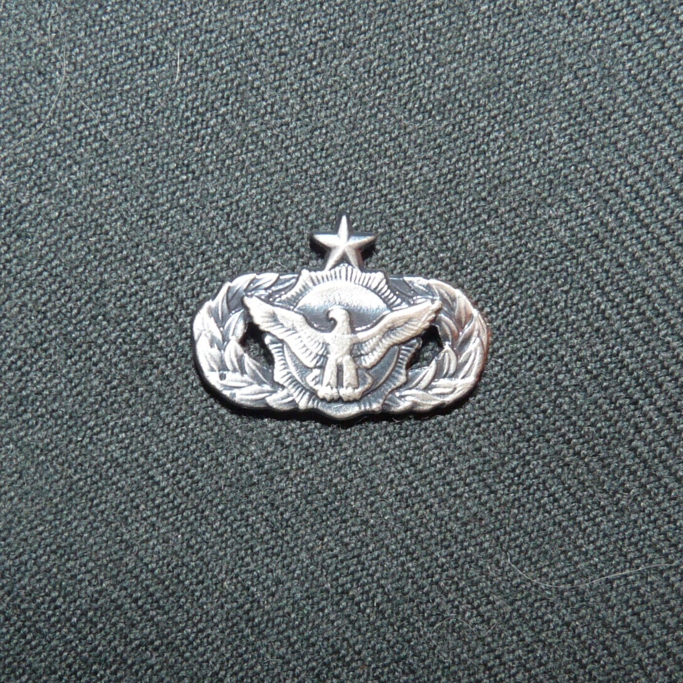 Vintage USAF Senior Security Police Mess Dress Metal Specialty Badge G-23