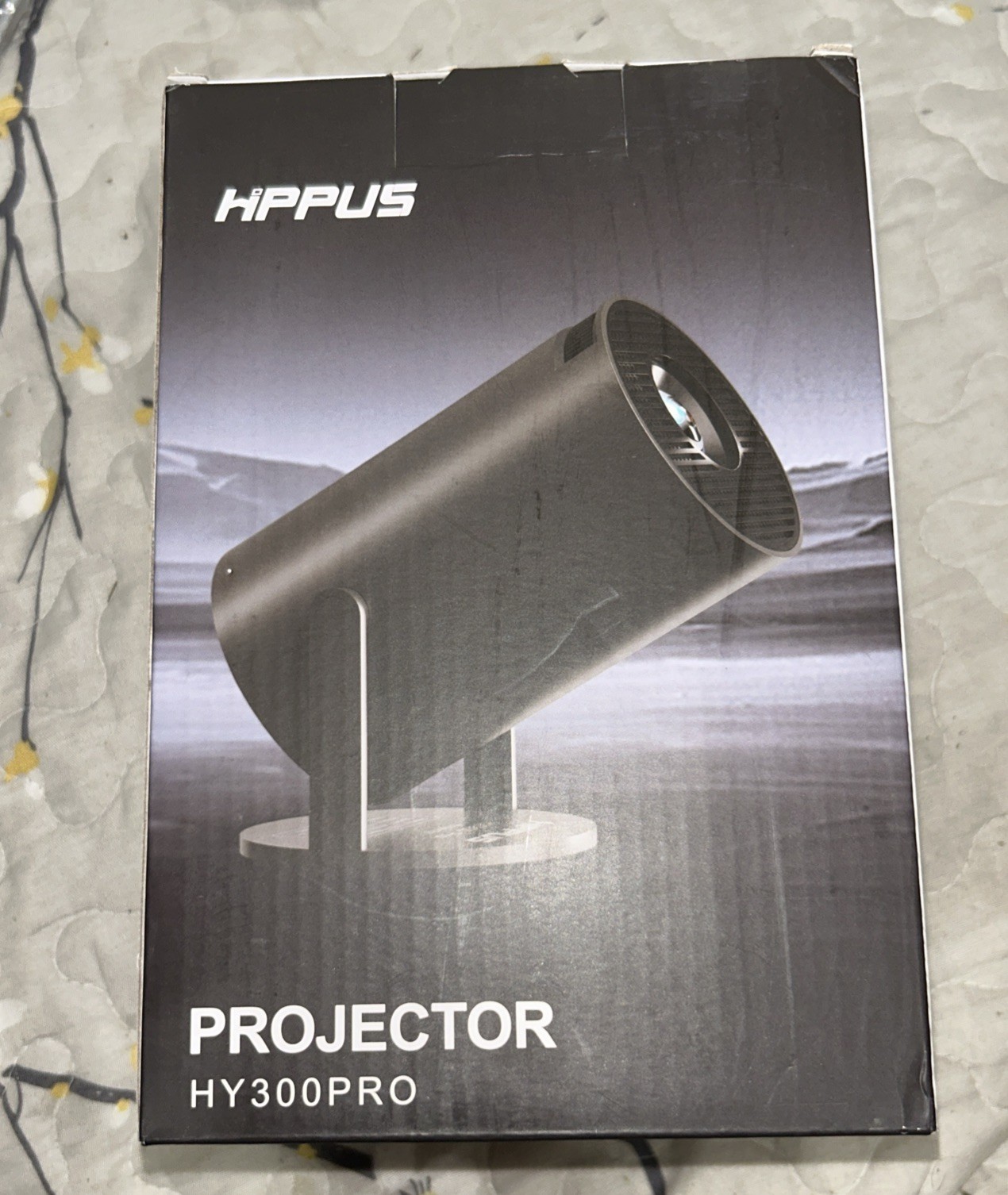 Hippus Hy-300Pro LCD Projector New High-Quality Home Theater Device New!