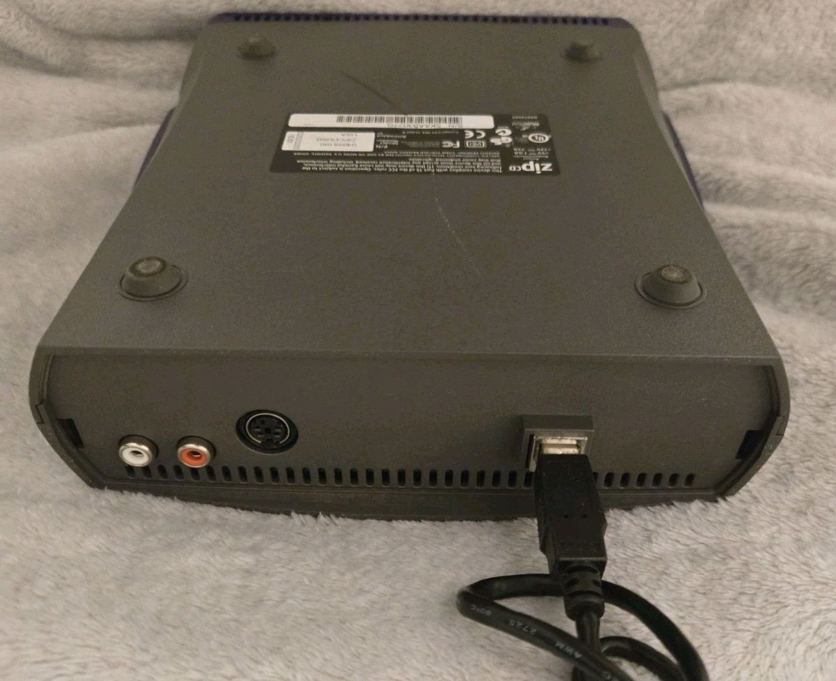 iomega zip CD 650 ZIPCDUSB Recordable/Rewriteable External Drive UNTESTED