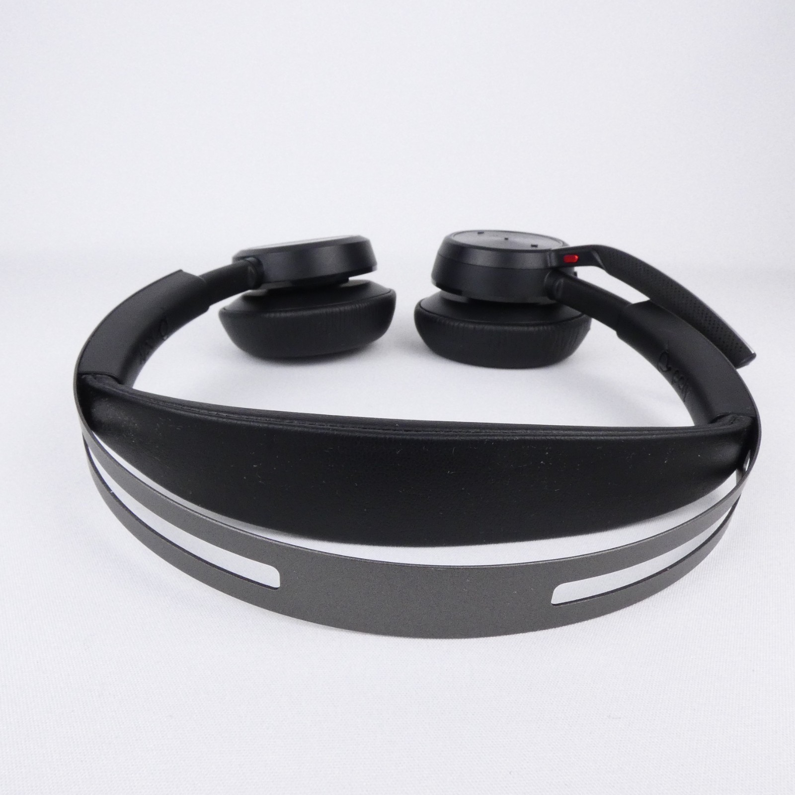 Poly Plantronics Voyager Focus 2 UC Headset Bluetooth Wireless USB Connector