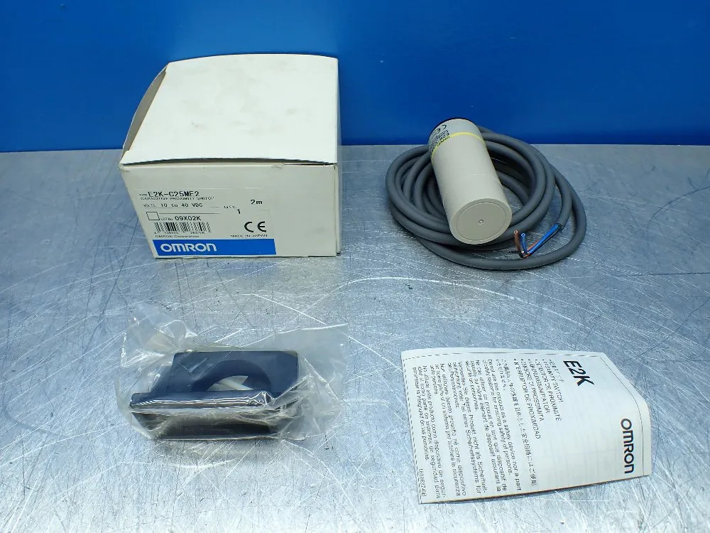 OMRON E2K-C25ME2 CAPACITIVE PROXIMITY SENSOR  08250530324