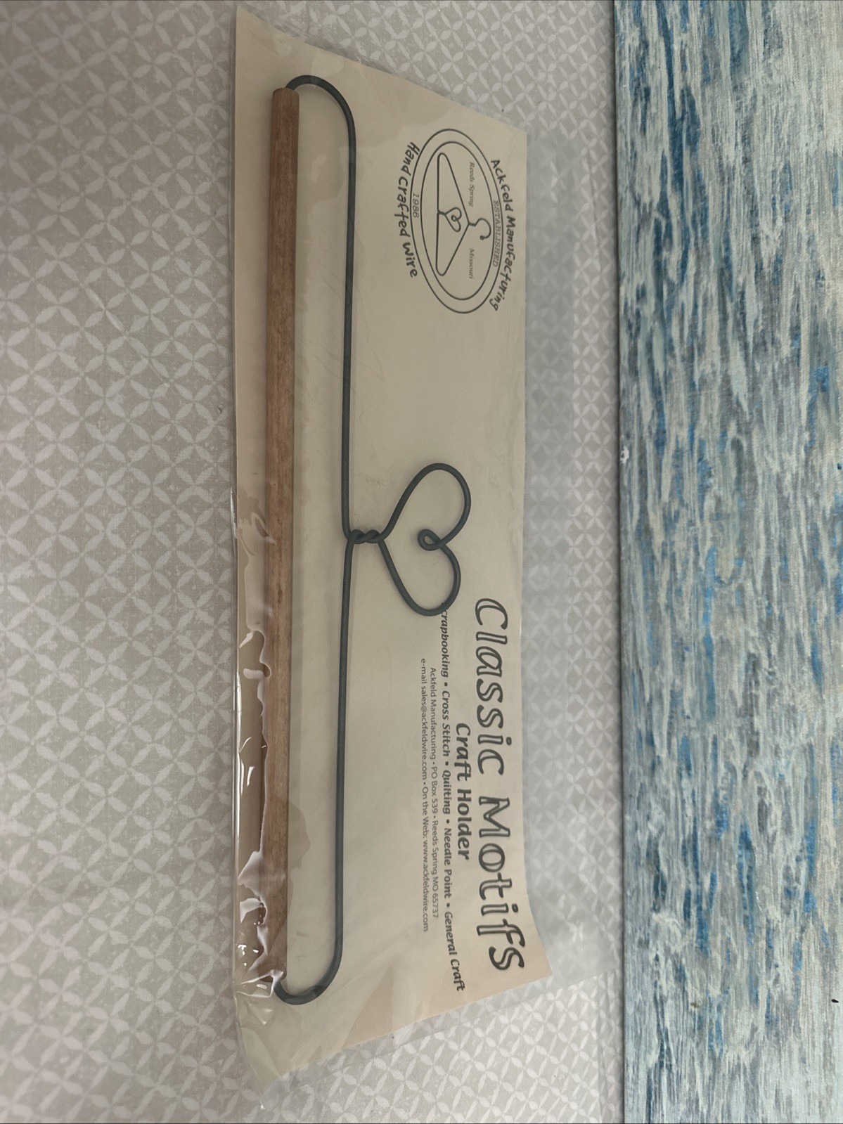 Ackfieldwire Heart 12 Inch Fabric Holder With Dowel