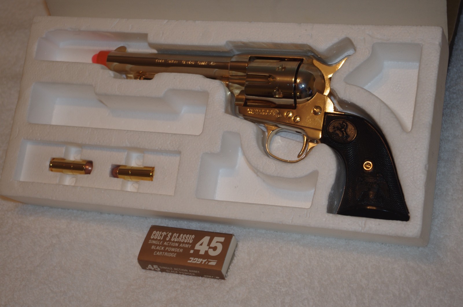 KOKUSAI MGC METAL PROP GUN USES CAPS NOT SUPPLY DOESNT SHOOT PROJECTILE MT BUTY