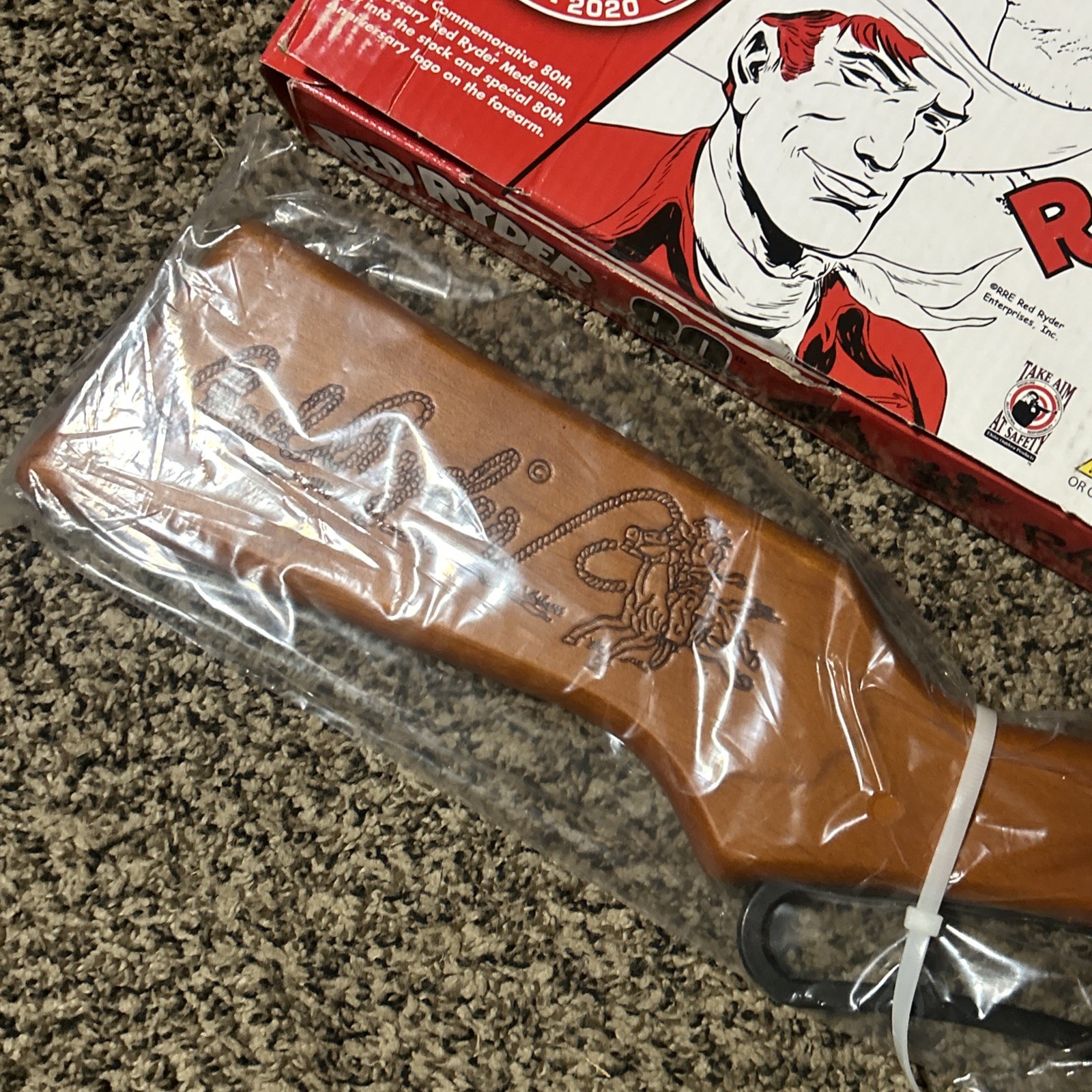 Daisy Red Ryder 650 80th Anniversary BB Gun - NEW in BOX