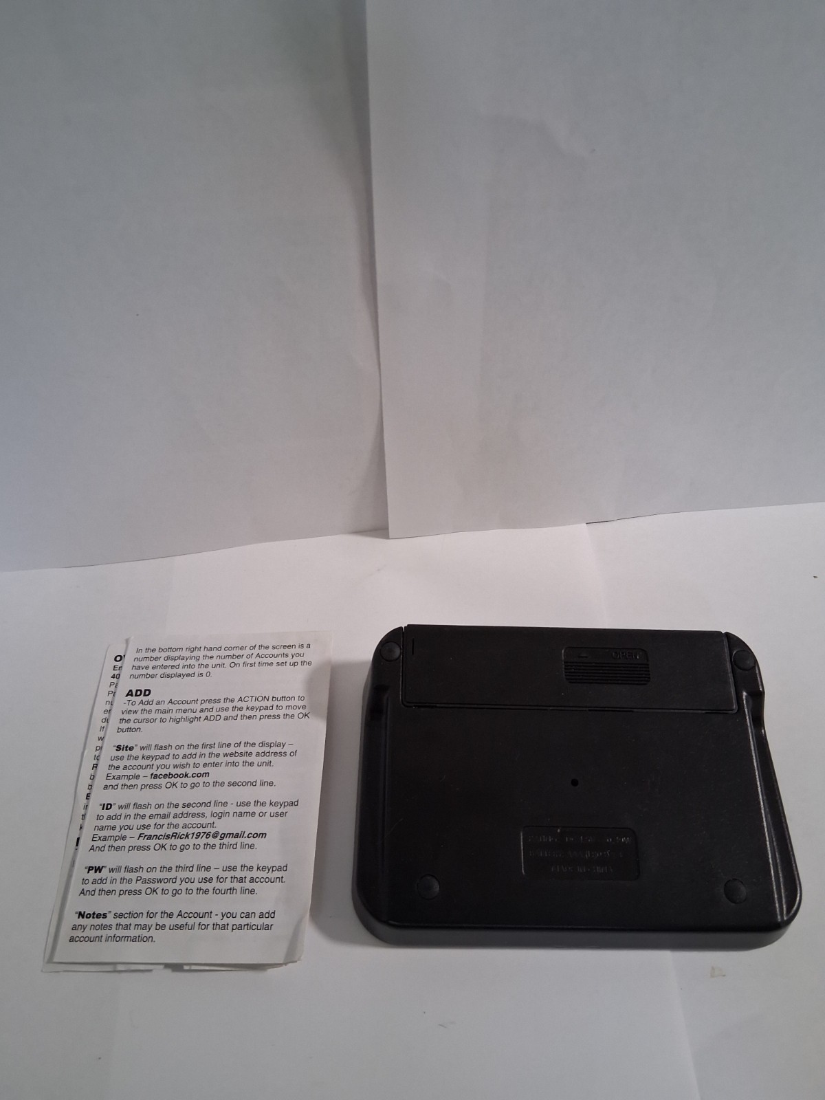 RecZone 595 Password Safe Handheld Digital Keeper Vault - Works
