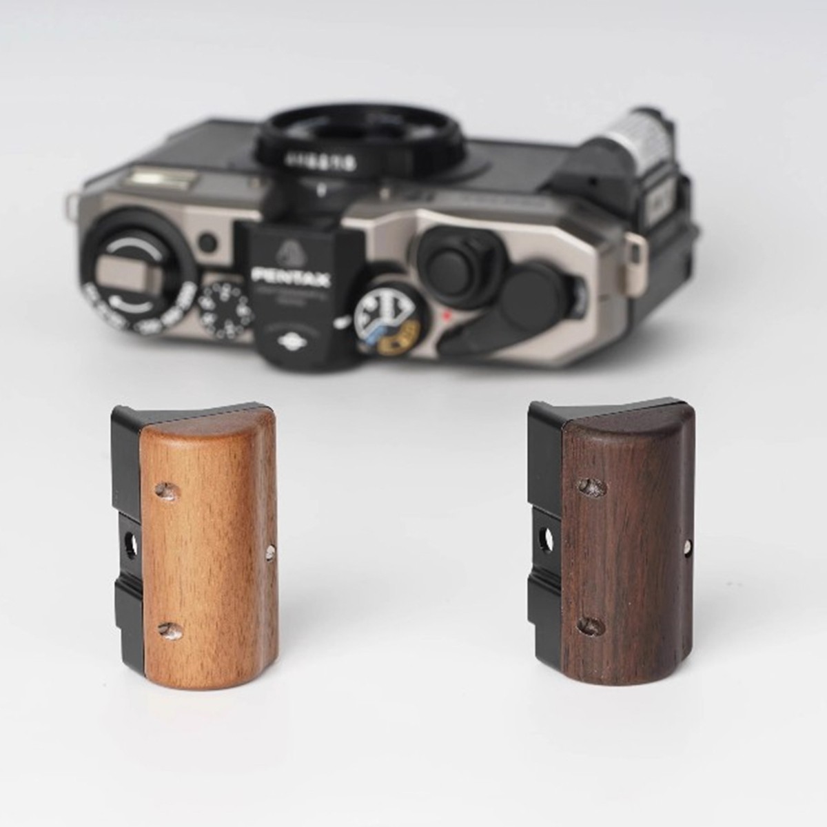 NEW Handcrafted Ebony Walnut Wood Wooden Camera Grip for Pentax 17 Camera Handle