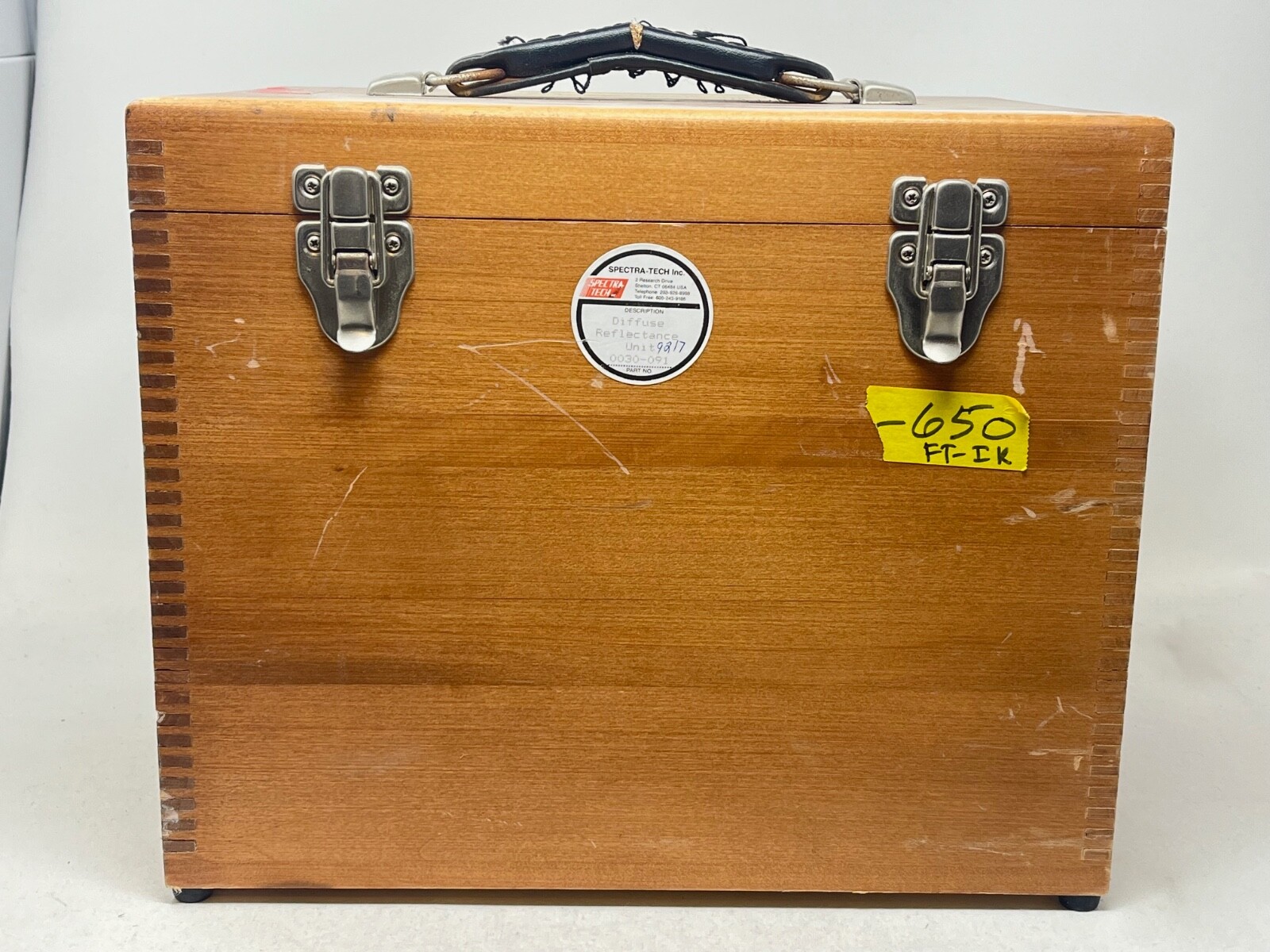 Spectra Tech 0030-091 Collector Diffuse Reflectance Unit & Sample Holders