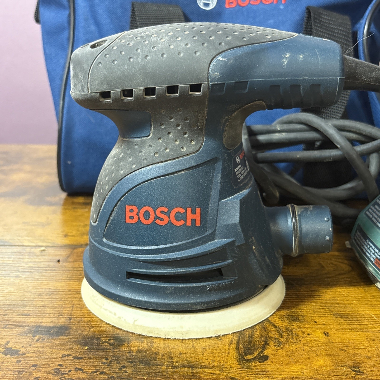 Bosch ROS20VS 5in Variable Speed Random Orbit Sander with Bosch Bag