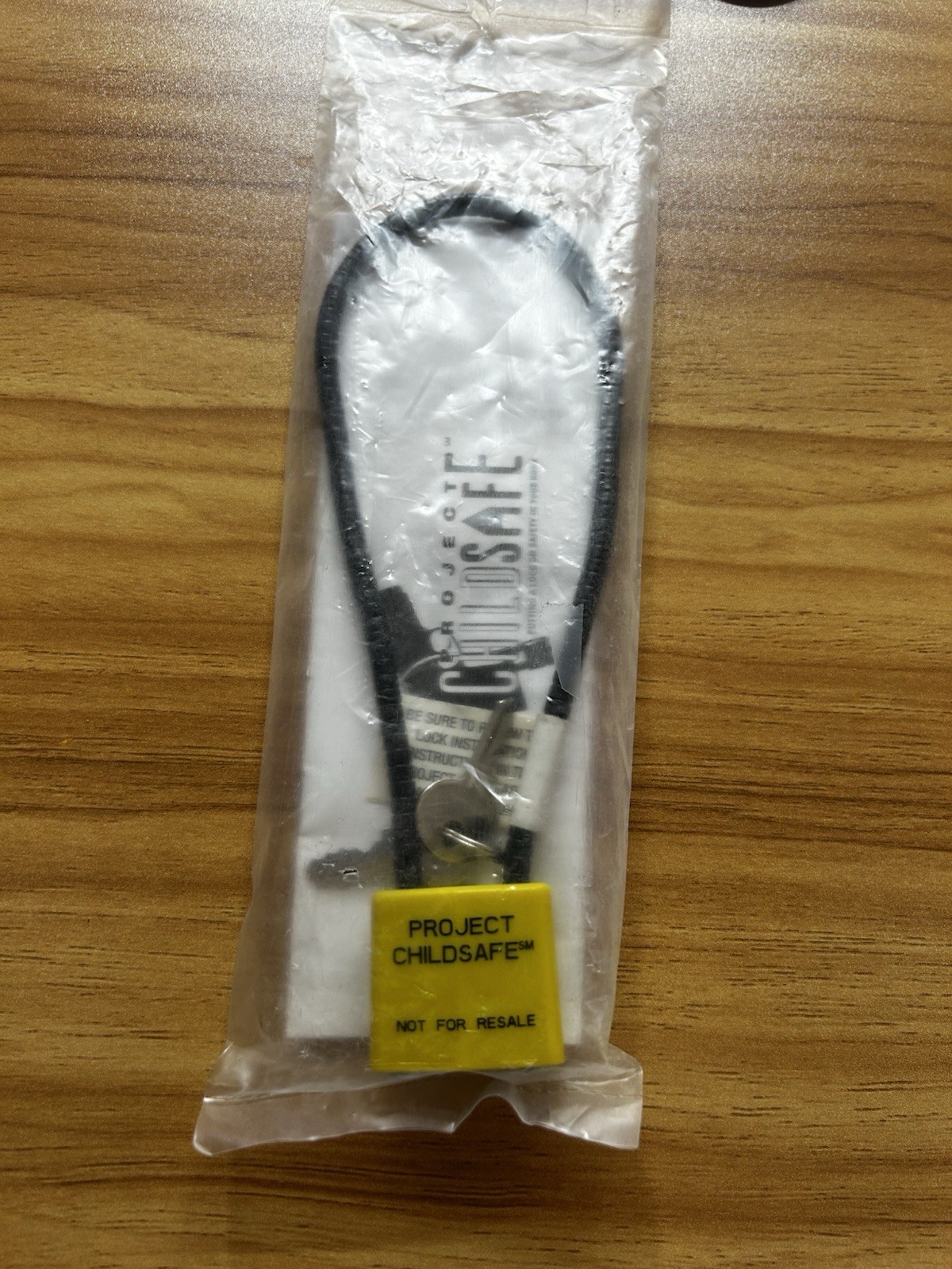 Generic Cable Gun Locks New with 2 Keys and the Paper Work on How to Use B1A