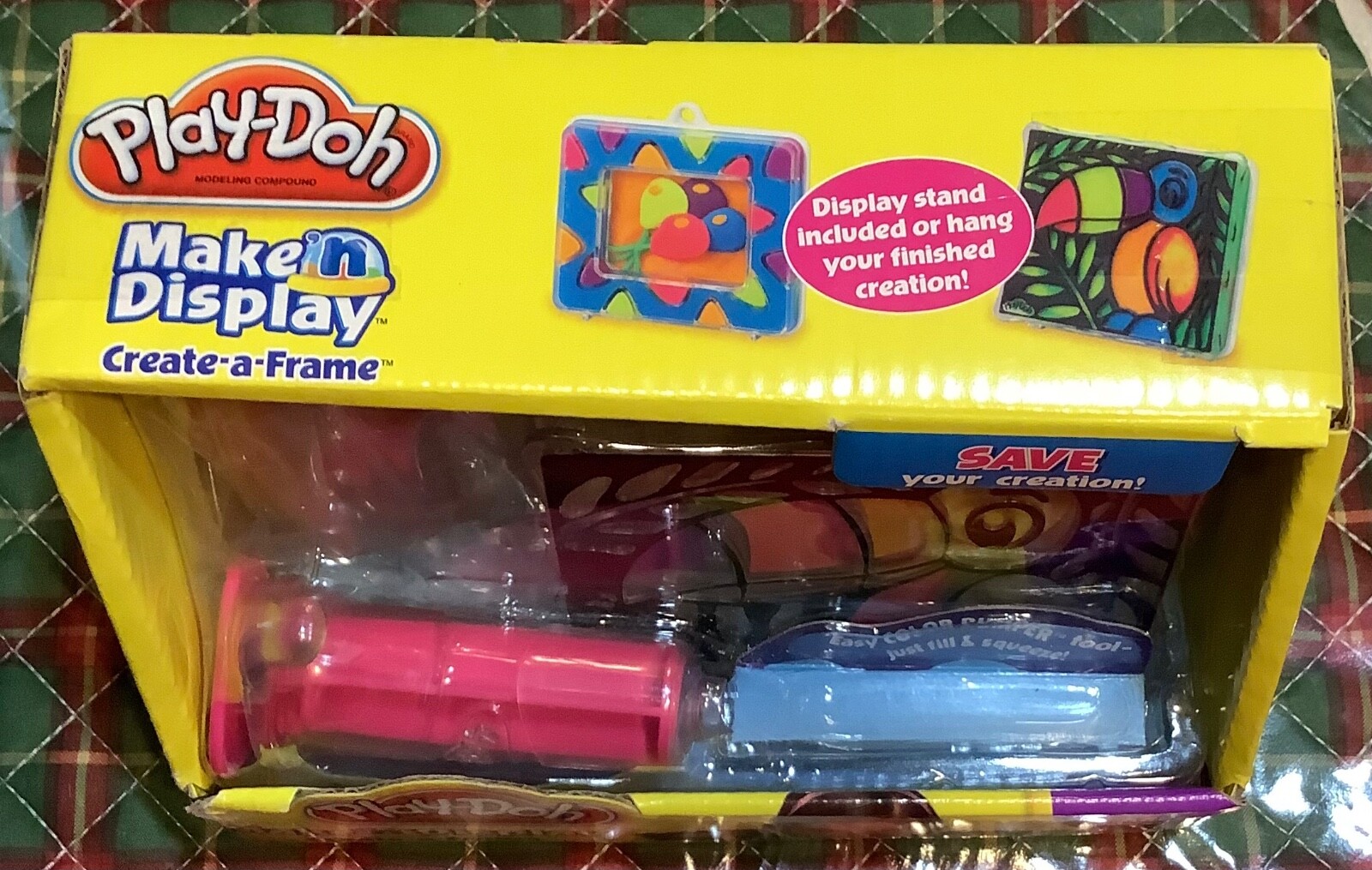 PLAY-DOH MAKE 'N DISPLAY CREATE A FRAME BRAND NEW