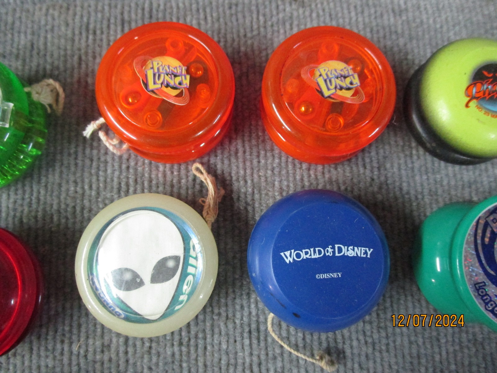 12 Vintage 90's Yo Yos