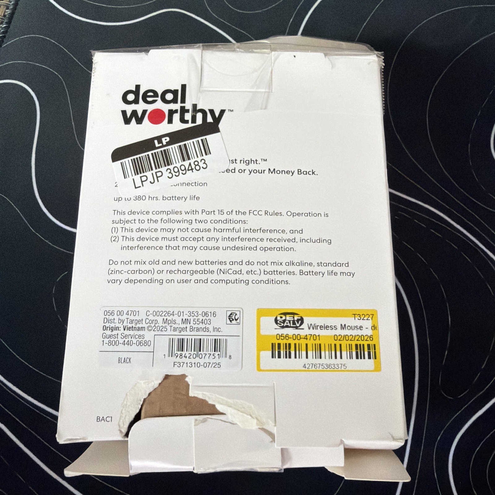 Deal Worthy - Wireless Mouse - includes 2 AAA Batteries - USB