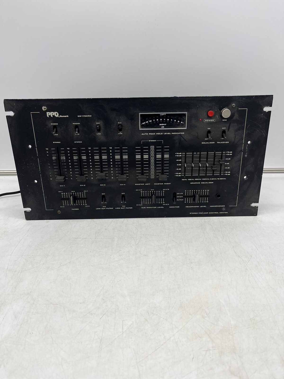 PPD Numark Studio Audio Master Control Center DM1750RM DJ 4 Channel Mixer works