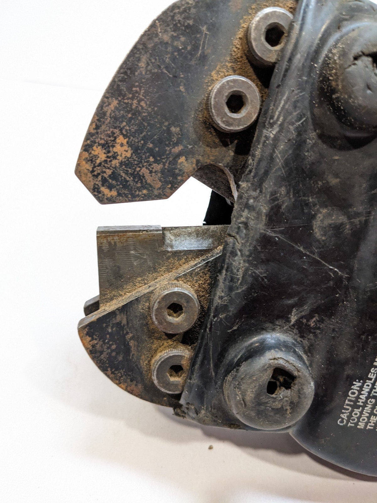 Thomas & Betts Ratcheting Cutter Crimper