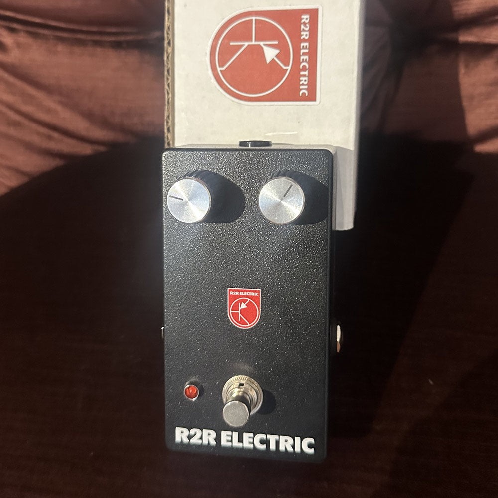 R2R Electric GE Distorter Fuzz Pedal (Pre-Owned)