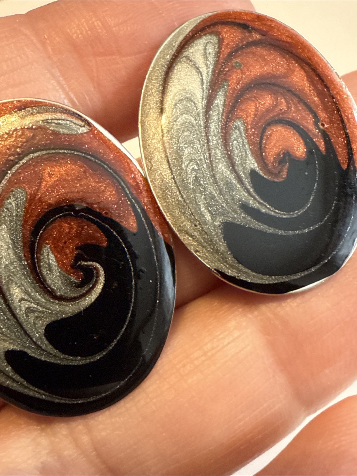 Vintage Oval Marbled Earrings Pierced Post 1980’s