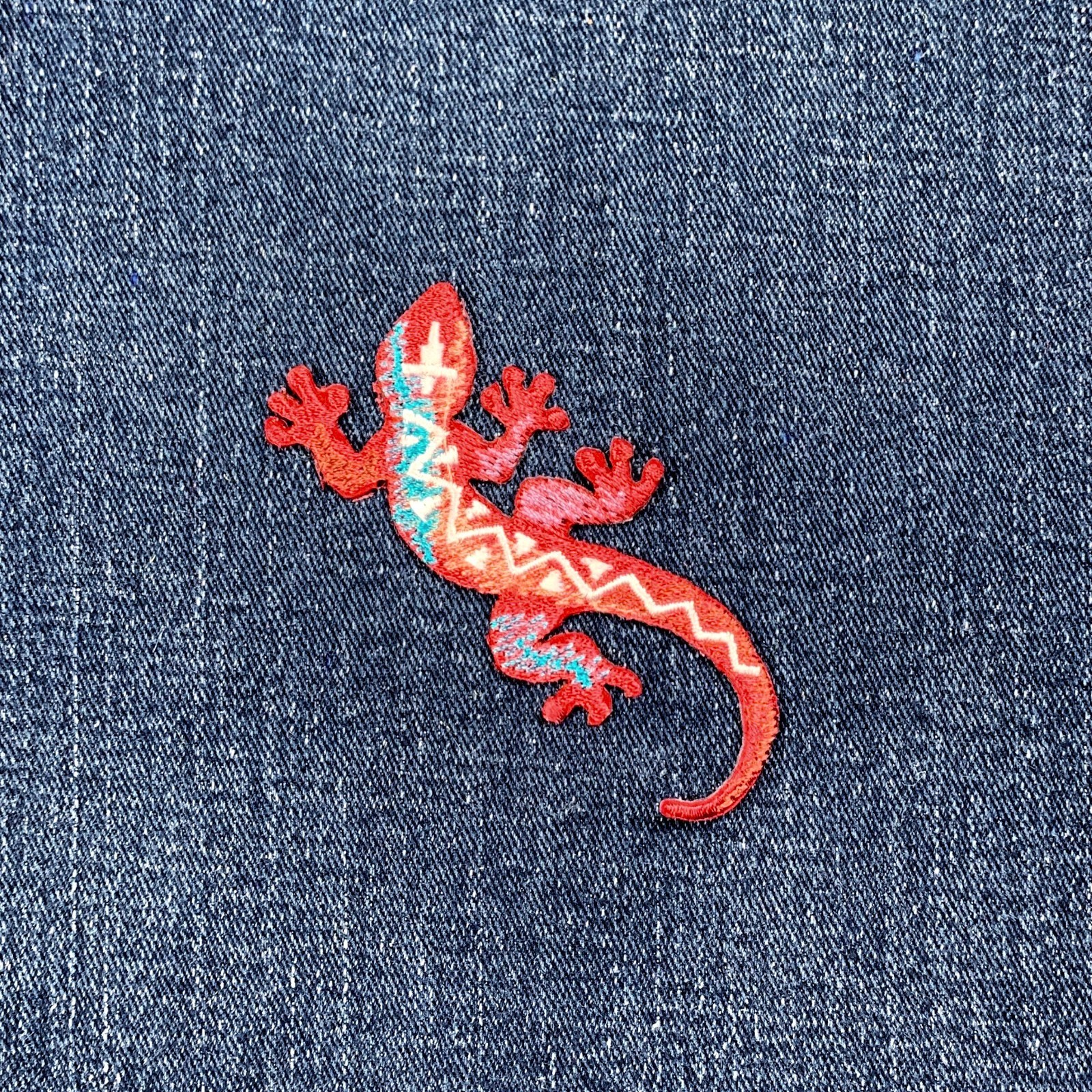 Southwest Lizard Applique Patch - Embroidered Desert Reptile Badge 3" (Iron On)