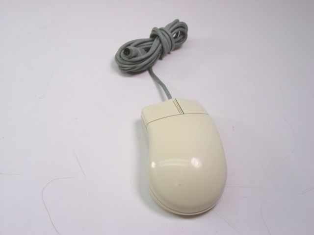 Microsoft 37966 PS/2 Two-Button Rollerball Mouse C3KAMP1 Mouse Port Compatible
