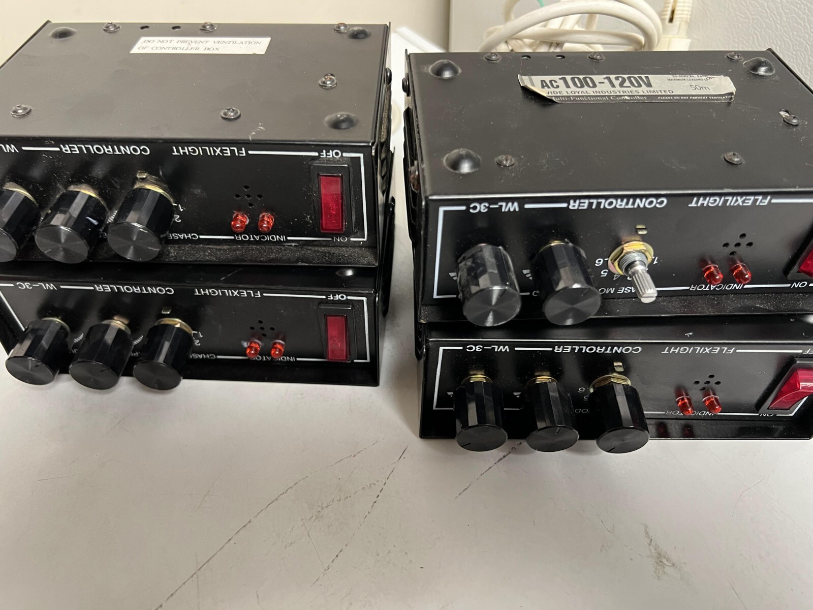 Lot of 4 Flexlight WL-3C-Wire 1/2” Rope Light 120V Controller 960W Chaser Party