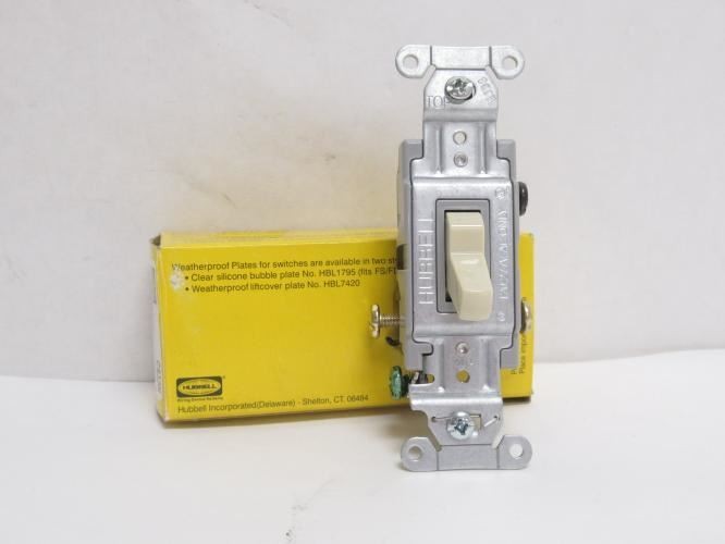 192393 New In Box; Hubbell CS320I Wall Toggle Switch; 20A; 120-277VAC