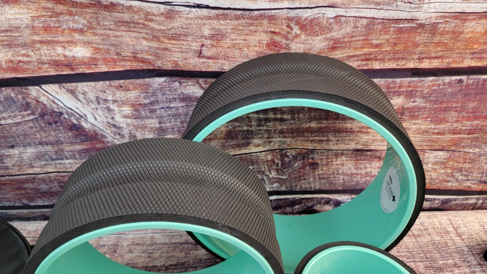 Chirp Back & Muscle Roller 3-Pack Set w/ Posture Corrector & Case Chirp+ Plus