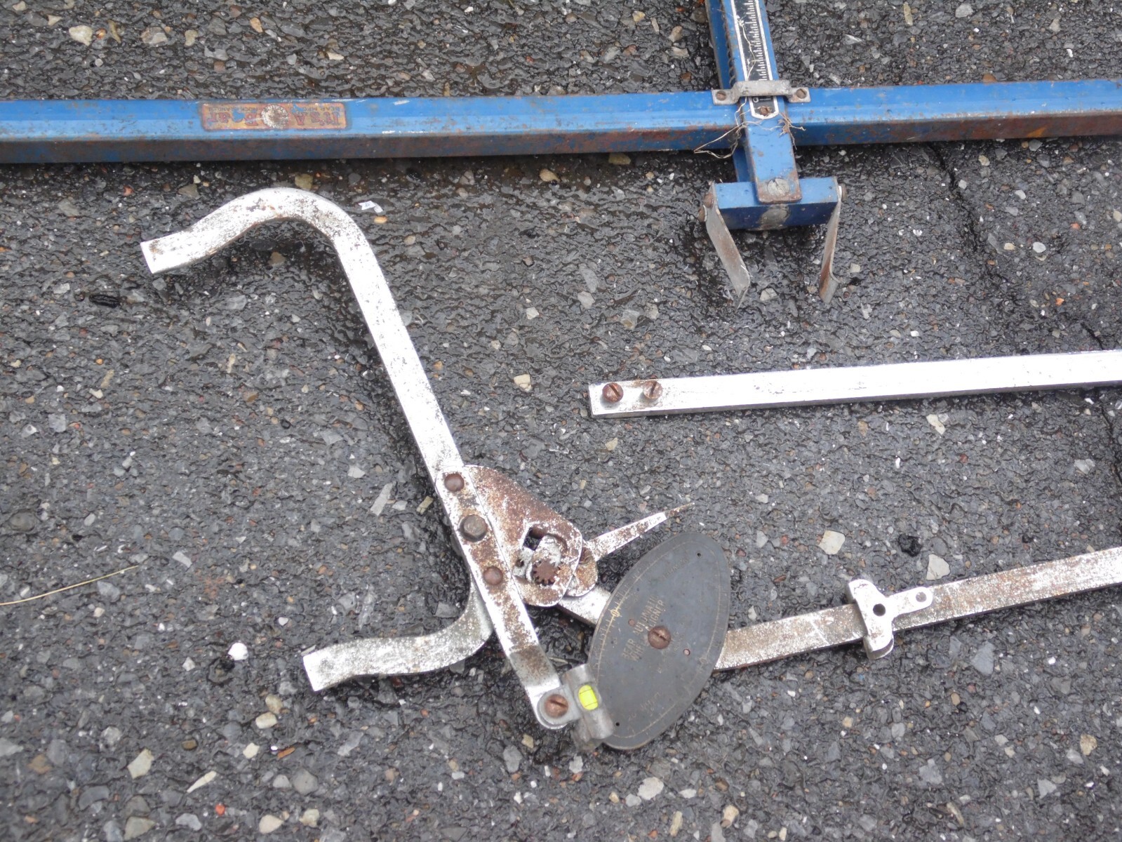 Vintage Bear Wheel Aligner Alignment Tool and Sign
