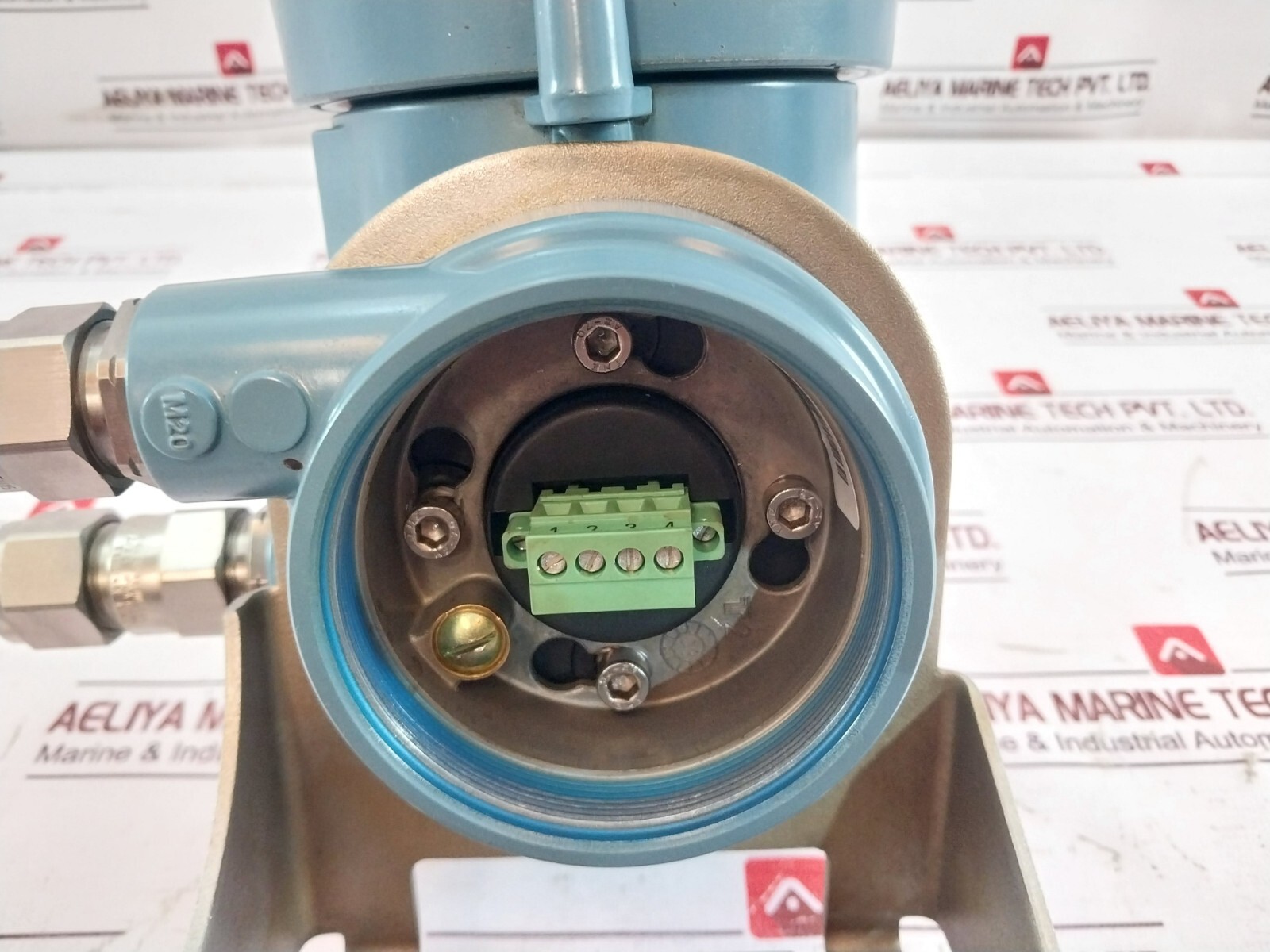MICRO MOTION 2700R12AEFEZZZ Multiple Variable Flow Transmitter