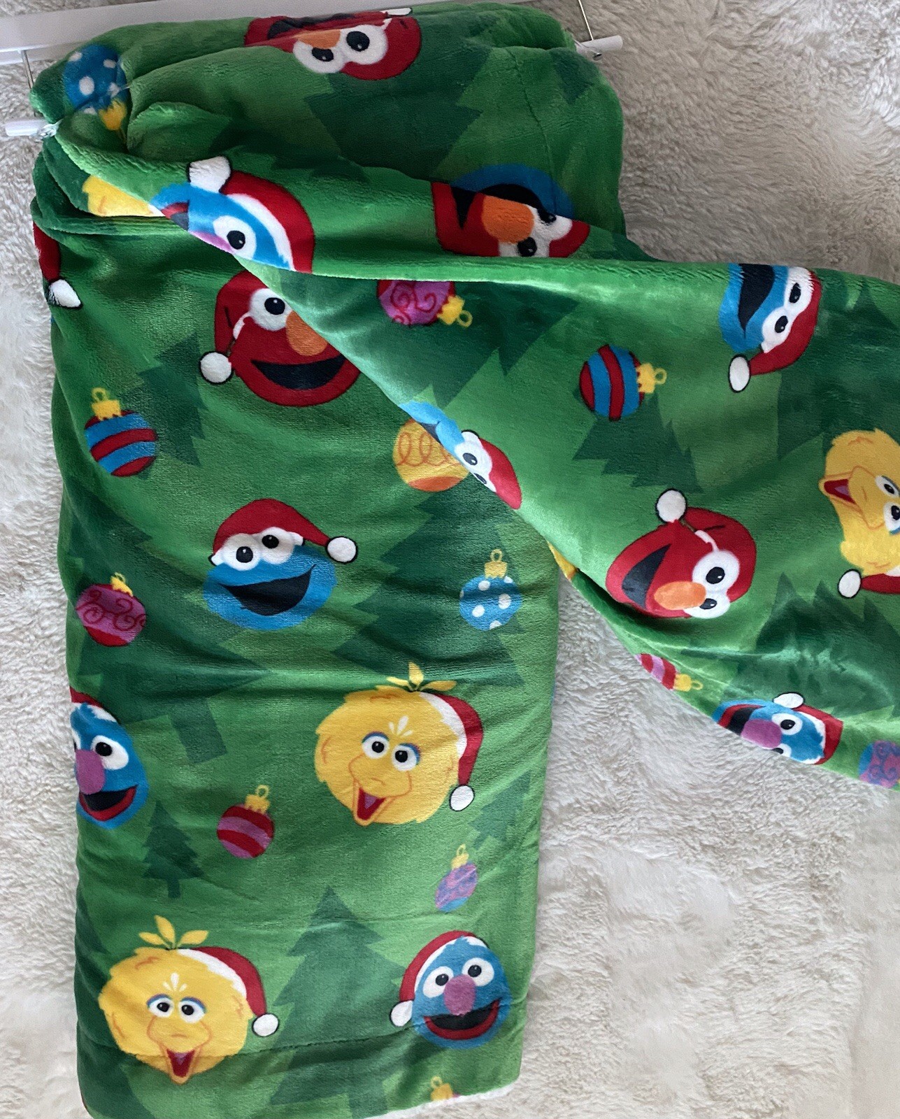 Sesame Street Christmas W/Sherpa Throw Blanket Elmo Cookie Monster Big Bird NEW
