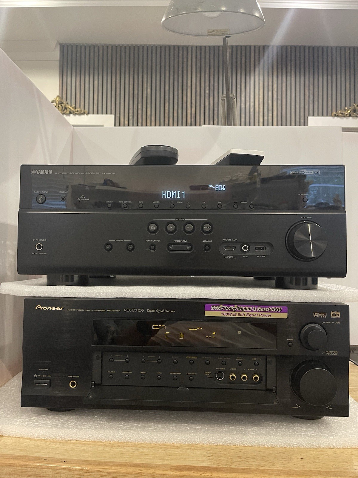 Yamaha Model RX-V675 & Pioneer VSX-D710S. Both Unit Fully Functional.Very Clean