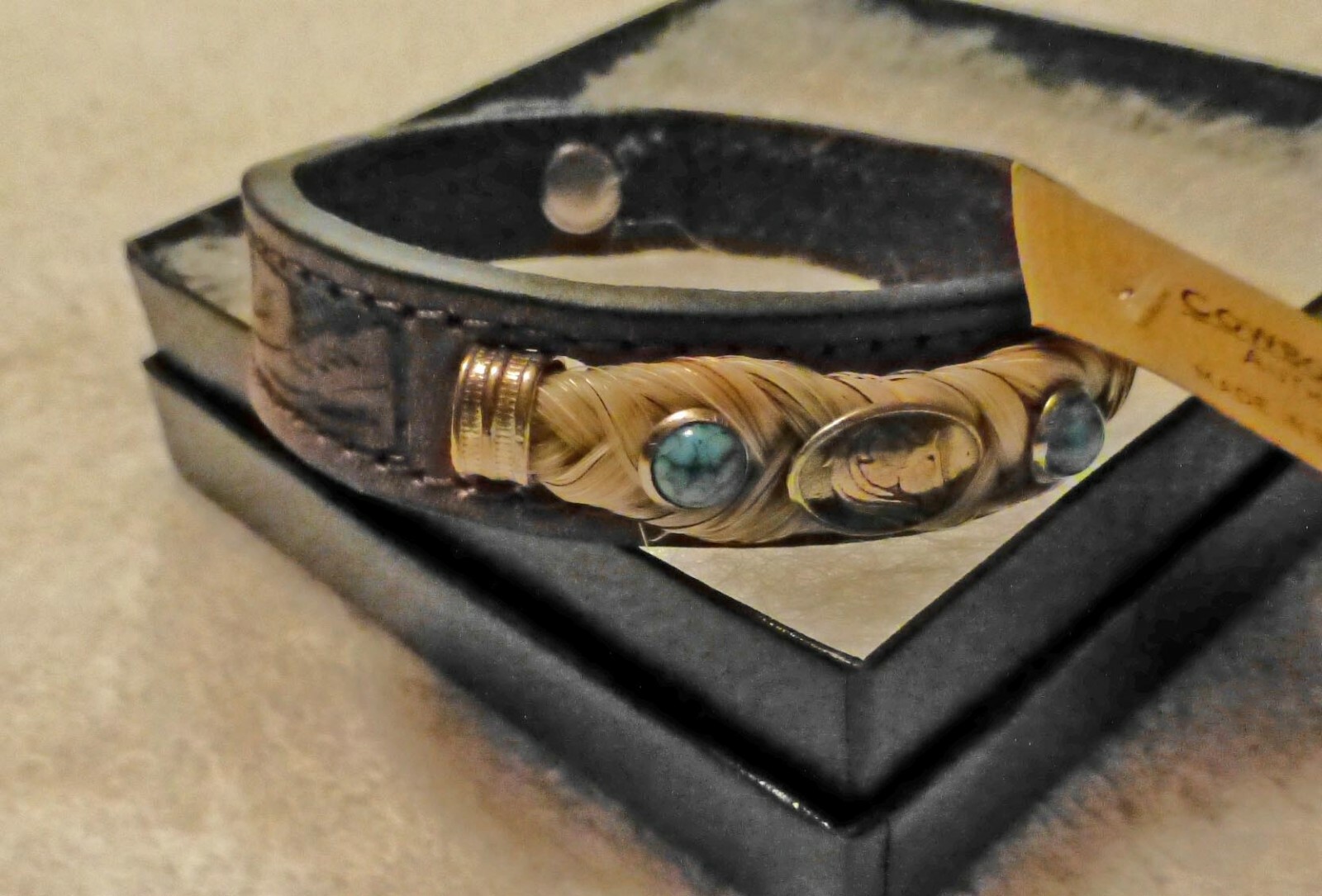 Leather & Braided Horse Hair Bracelet Horsehead Concho  NWT!  Boxed (M)