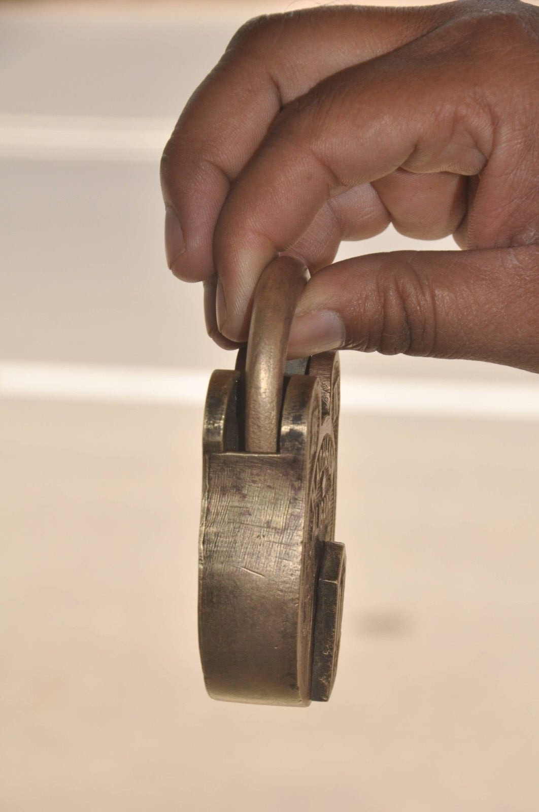 Vintage Brass Fine Quality Lines Engraved Handcrafted Padlock