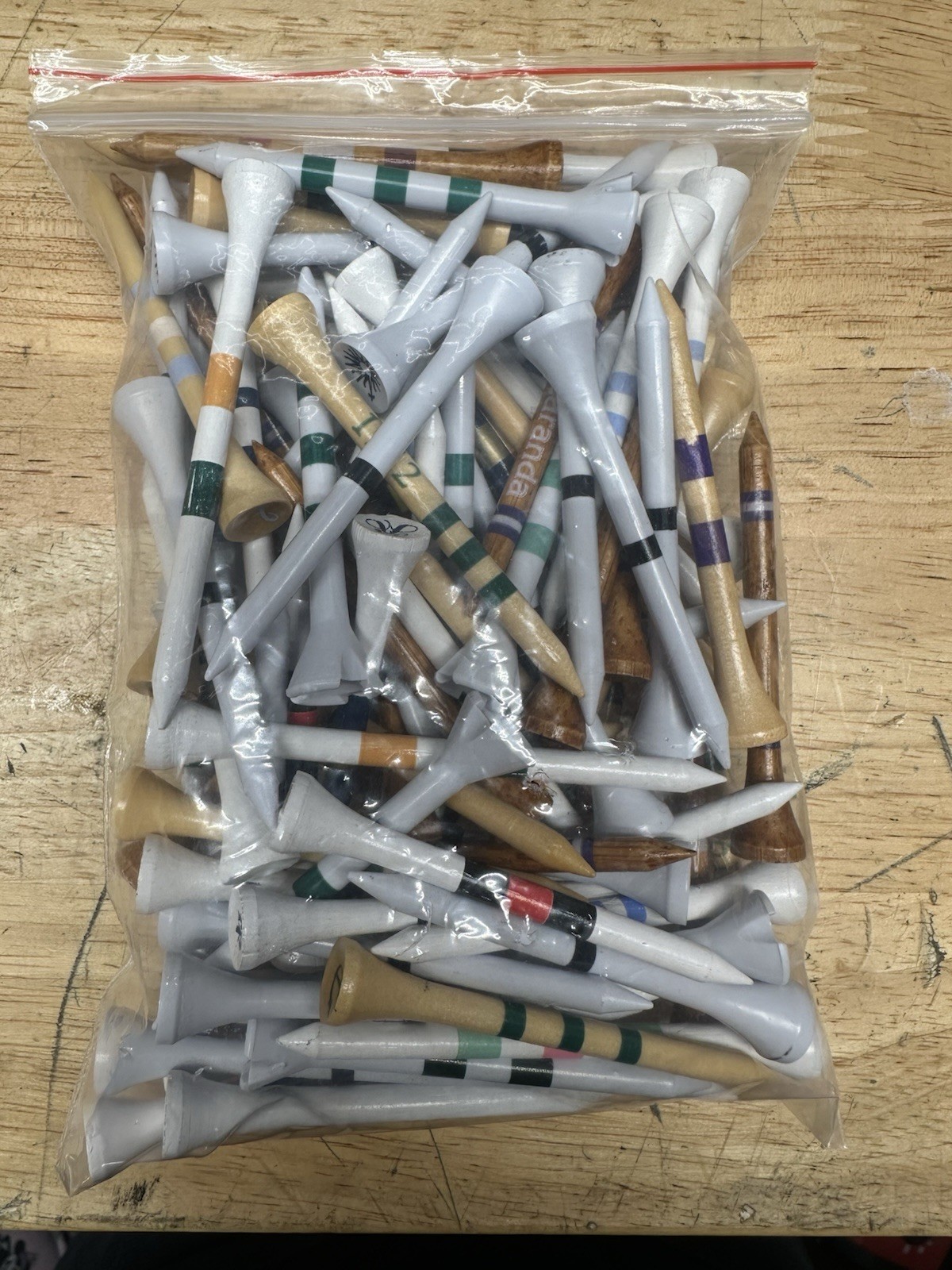 Golf Tees 200 Pack Plastic & Wood Random Assorted 200 Golf Tees 2 3/4 3 1/4