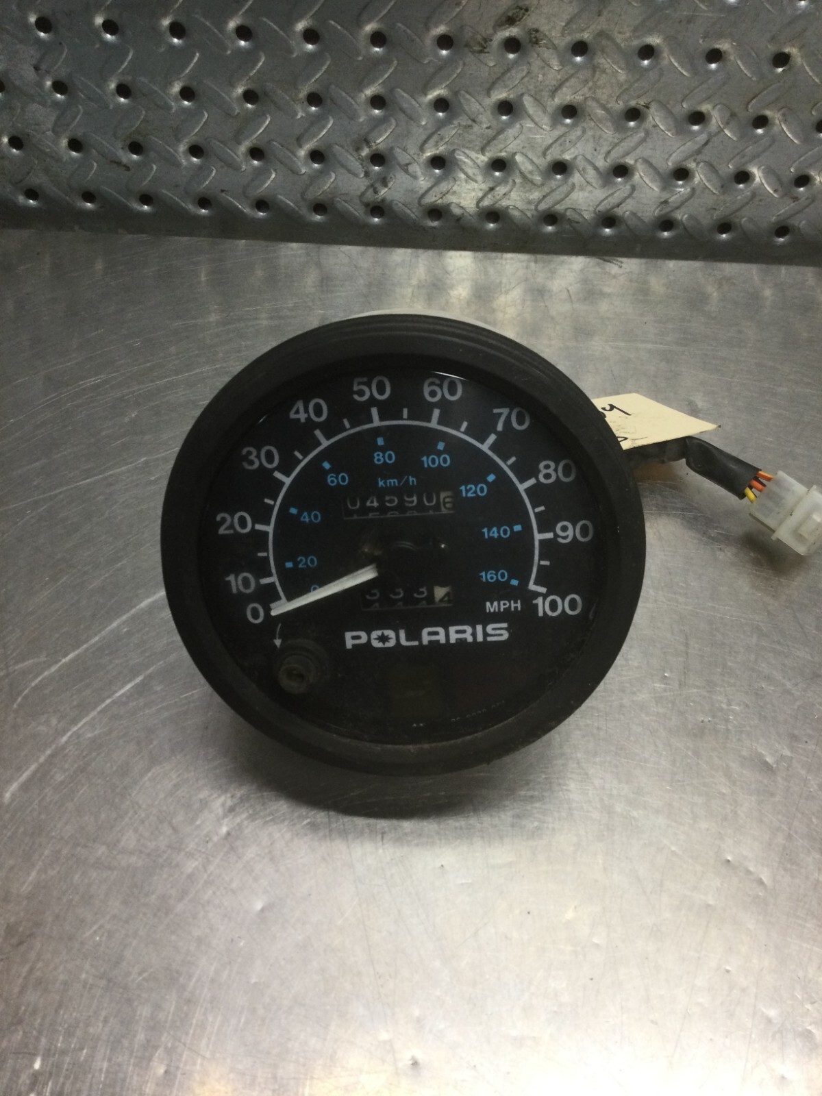 POLARIS SNOWMOBILE SPEEDOMETER WITH 4590.6 MILES AND 333.4 HOURS 3280204 t360