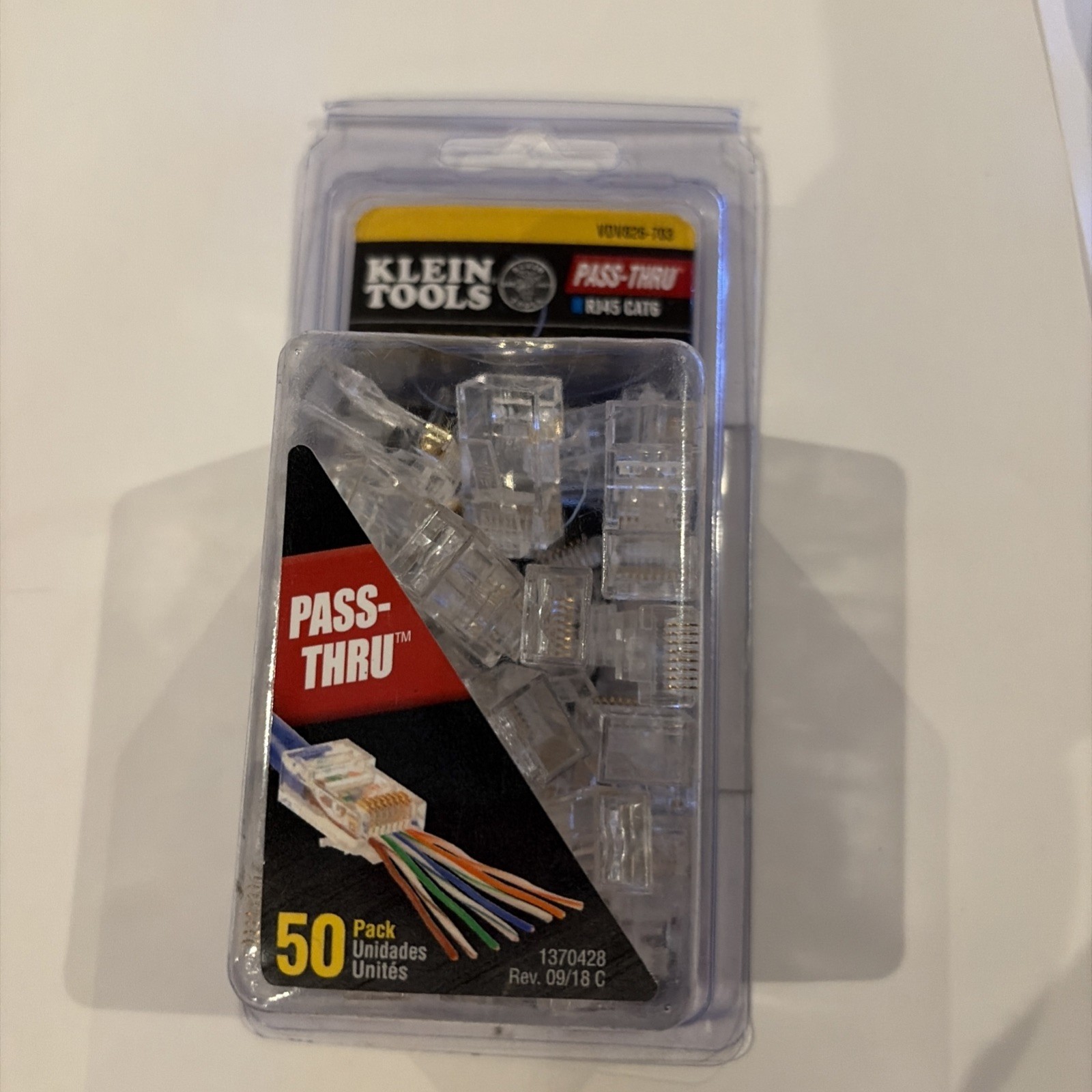 Klein Tools Pass Thru Data Plugs VDV826-703