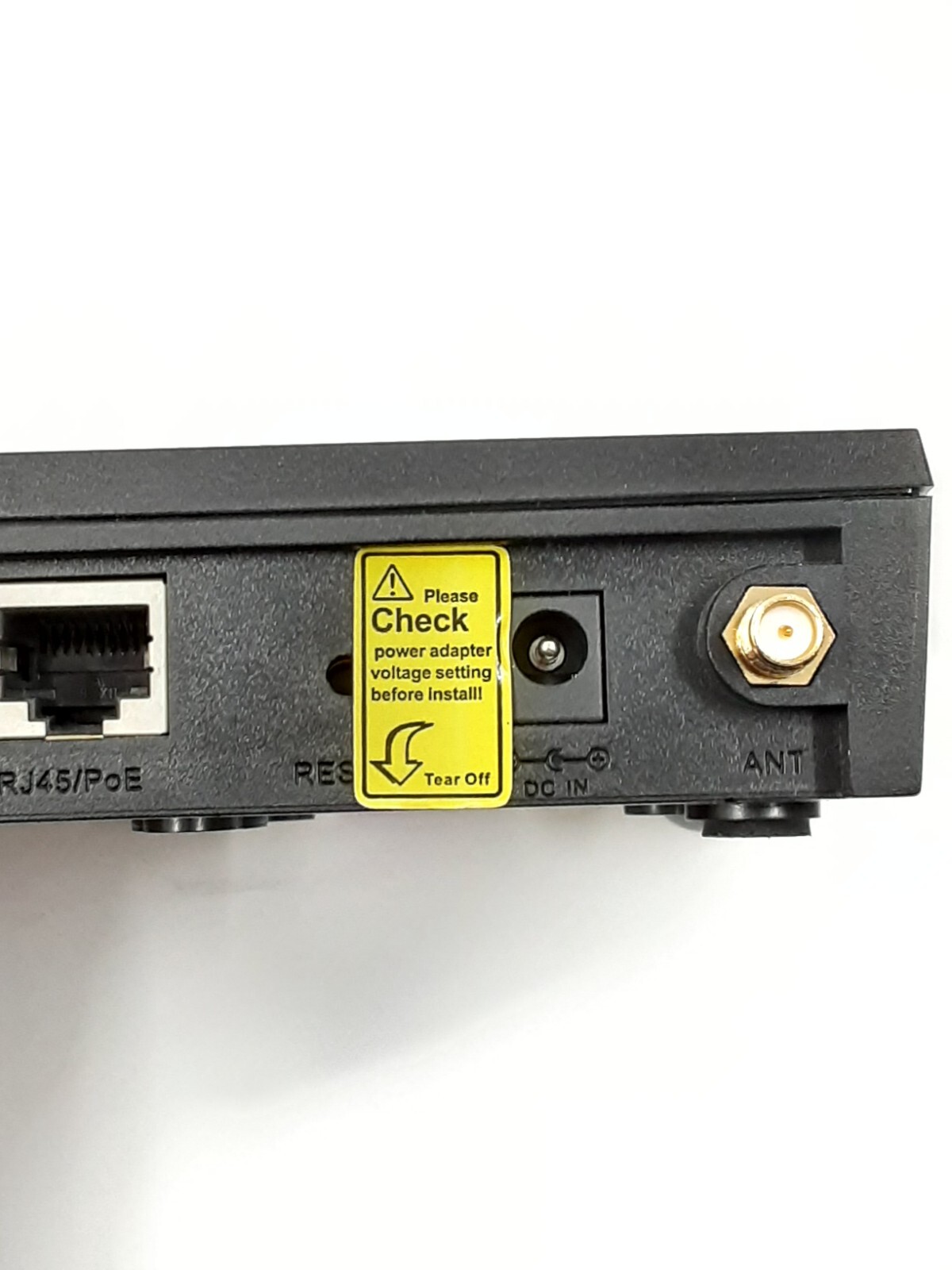 EnGenius ECB350 Wireless-N 300 Mbps Access Point Long Range Gigabit - READ!