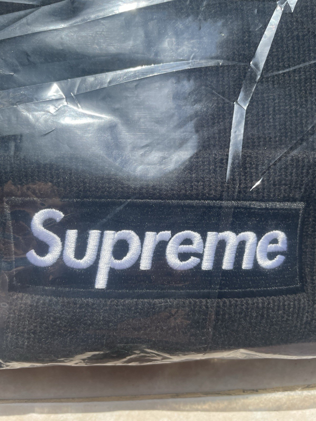 Supreme FW25 New Era Box Logo Beanie Black - Brand New In Bag🔥 Ships Fast 🚚📦